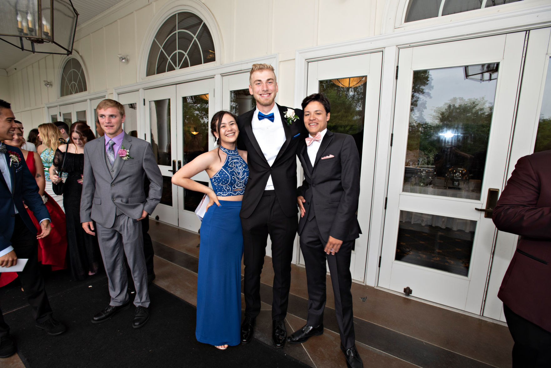 060819_gal_barnegatProm
